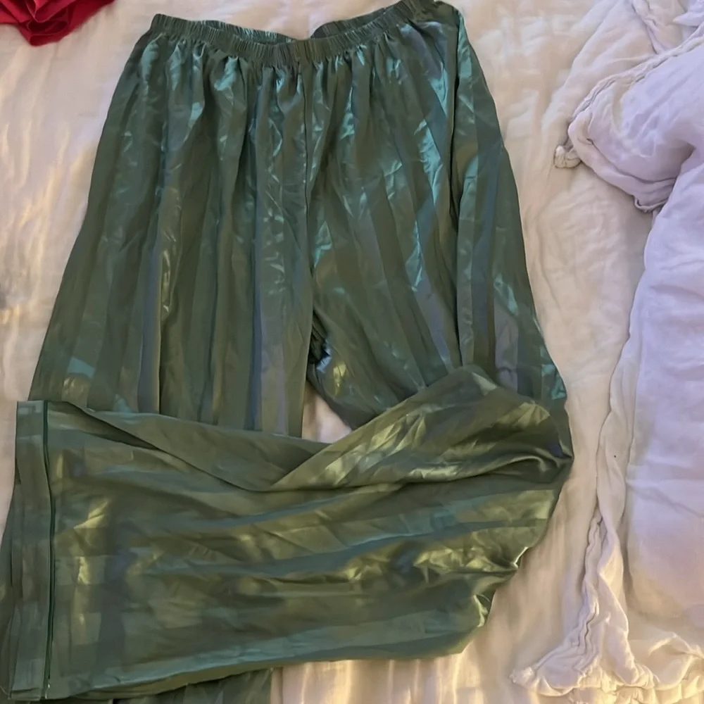 Pajama set - Picture 4 of 6
